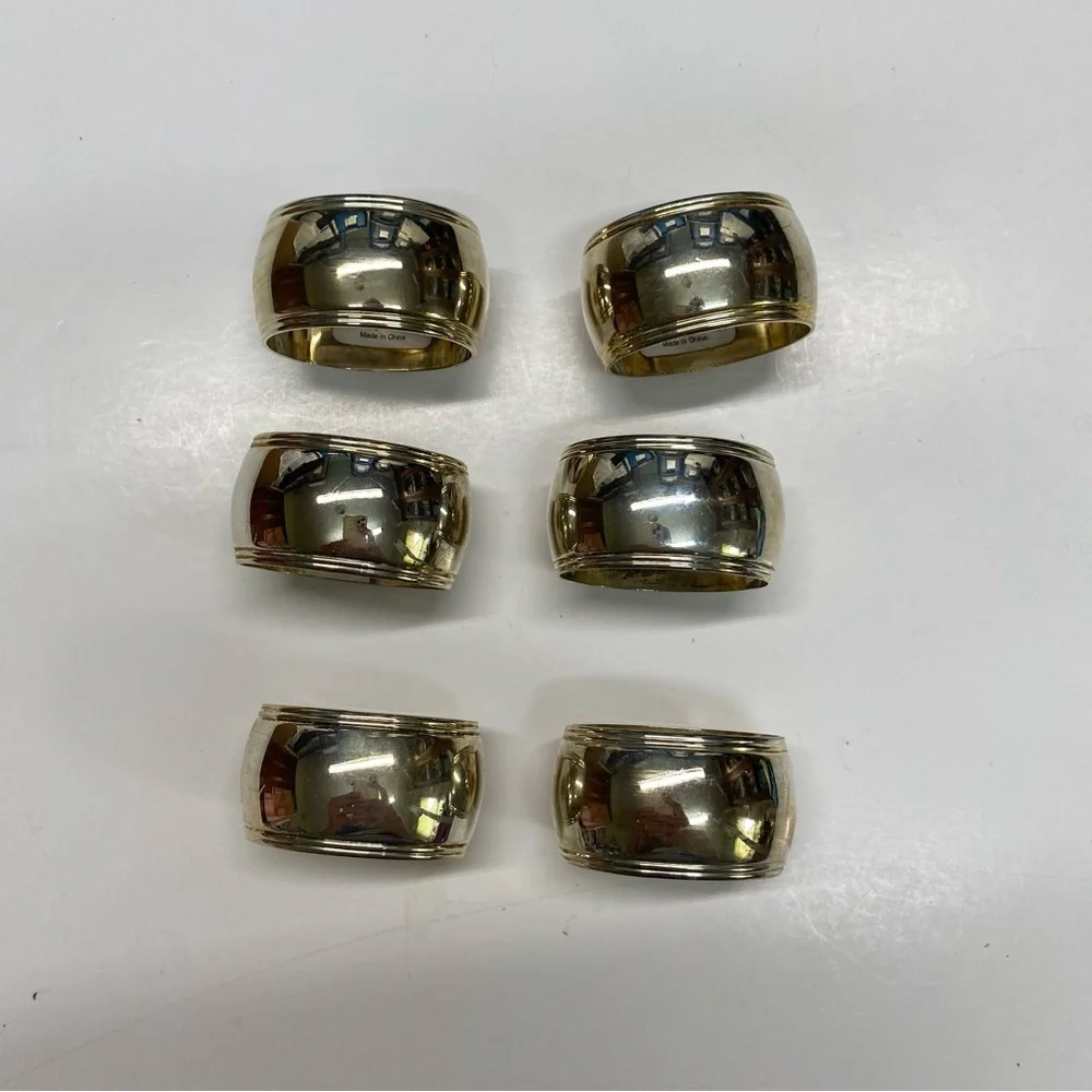Crate & Barrel 6 Napkin Rings Oval Classic Silver Plate Vintage all Occasion